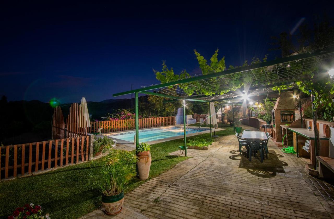 Cubo'S Casa El Pantanillo Villa Ardales Exterior photo